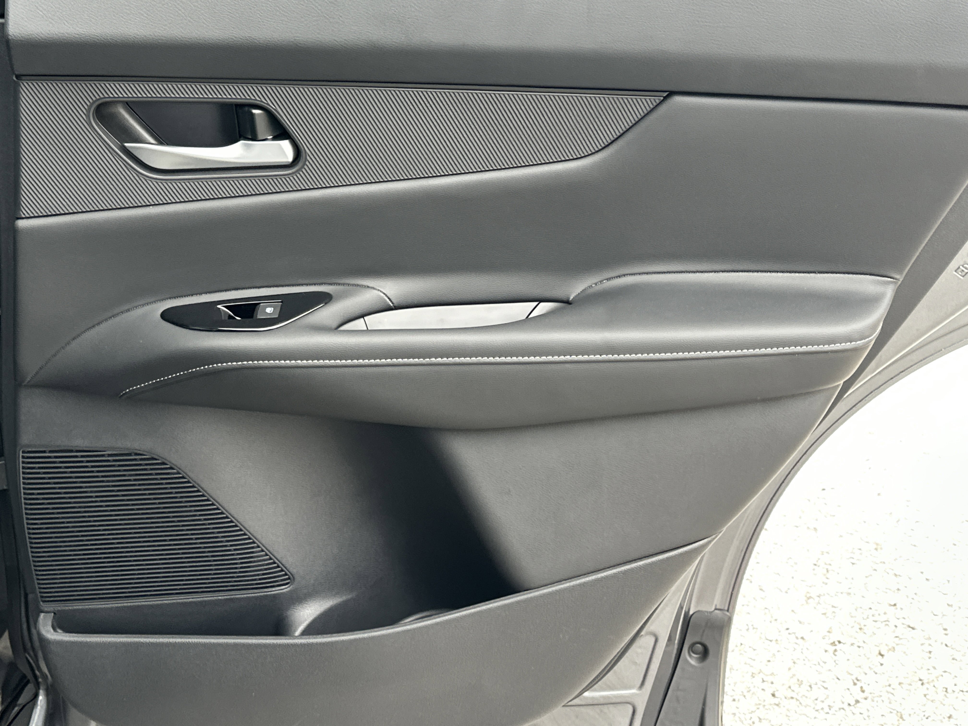 New 2026 Nissan Murano SL image 16