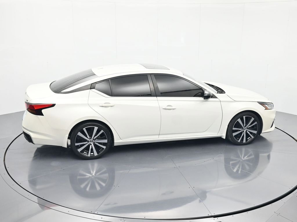 Certified 2021 Nissan Altima 2.0 SR FWD image 32