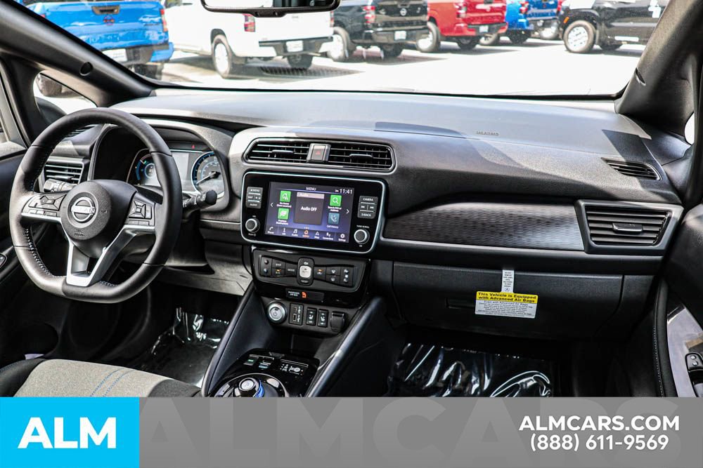 Used 2025 Nissan Leaf SV Plus image 32