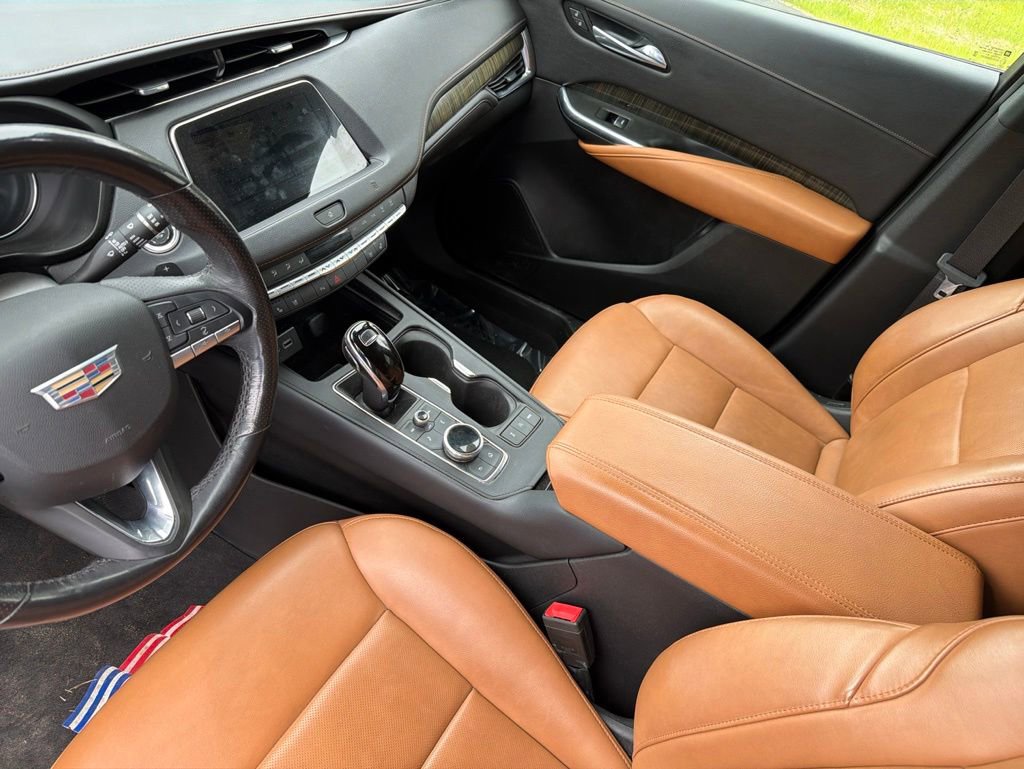 Used 2020 Cadillac XT4 Sport AWD/4WD image 5