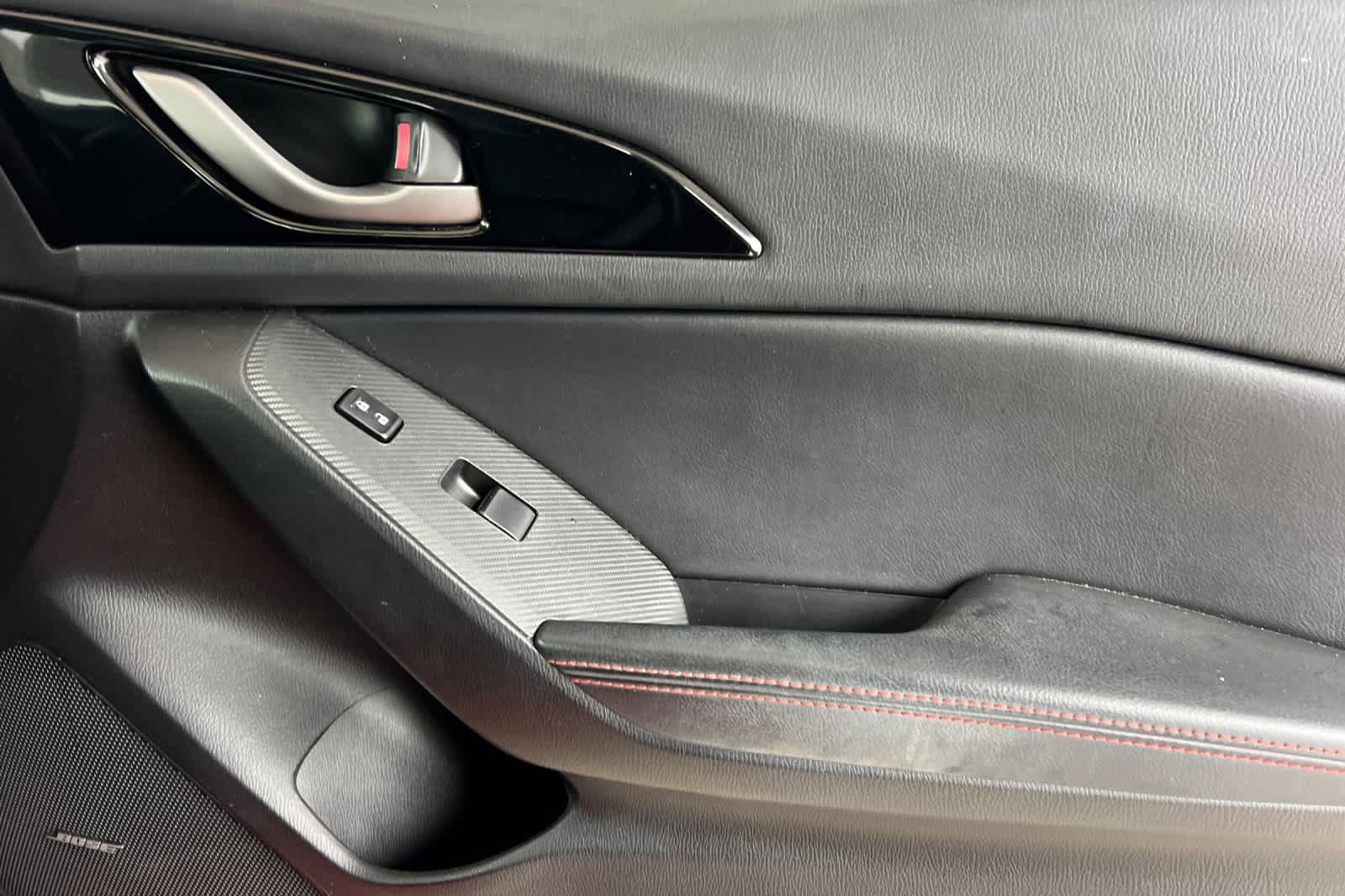 Used 2016 MAZDA MAZDA3 i Grand Touring FWD image 18
