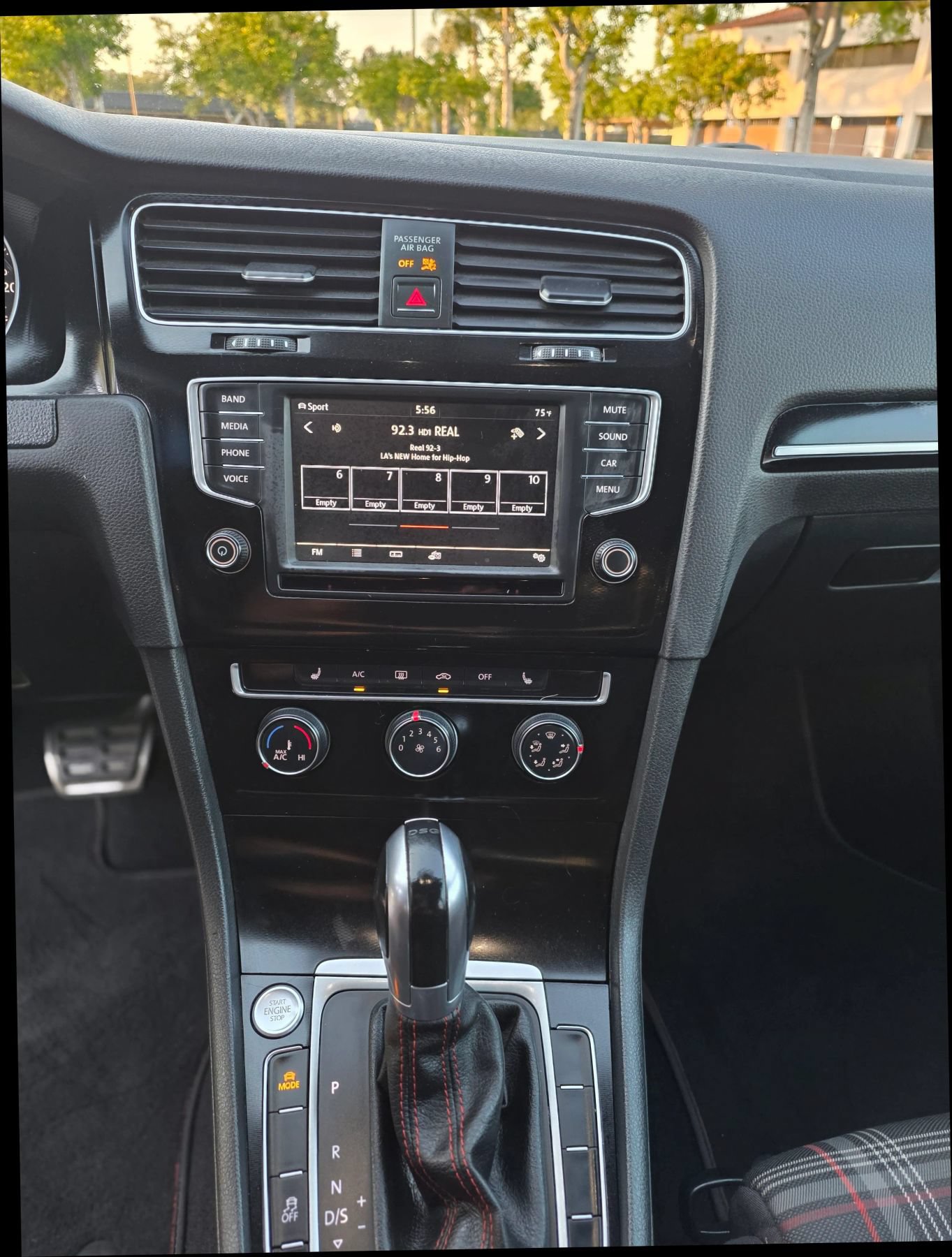 Used 2017 Volkswagen GTI Sport FWD image 20