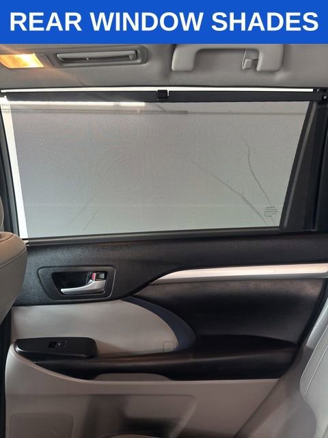 Used 2017 Toyota Highlander XLE FWD image 24