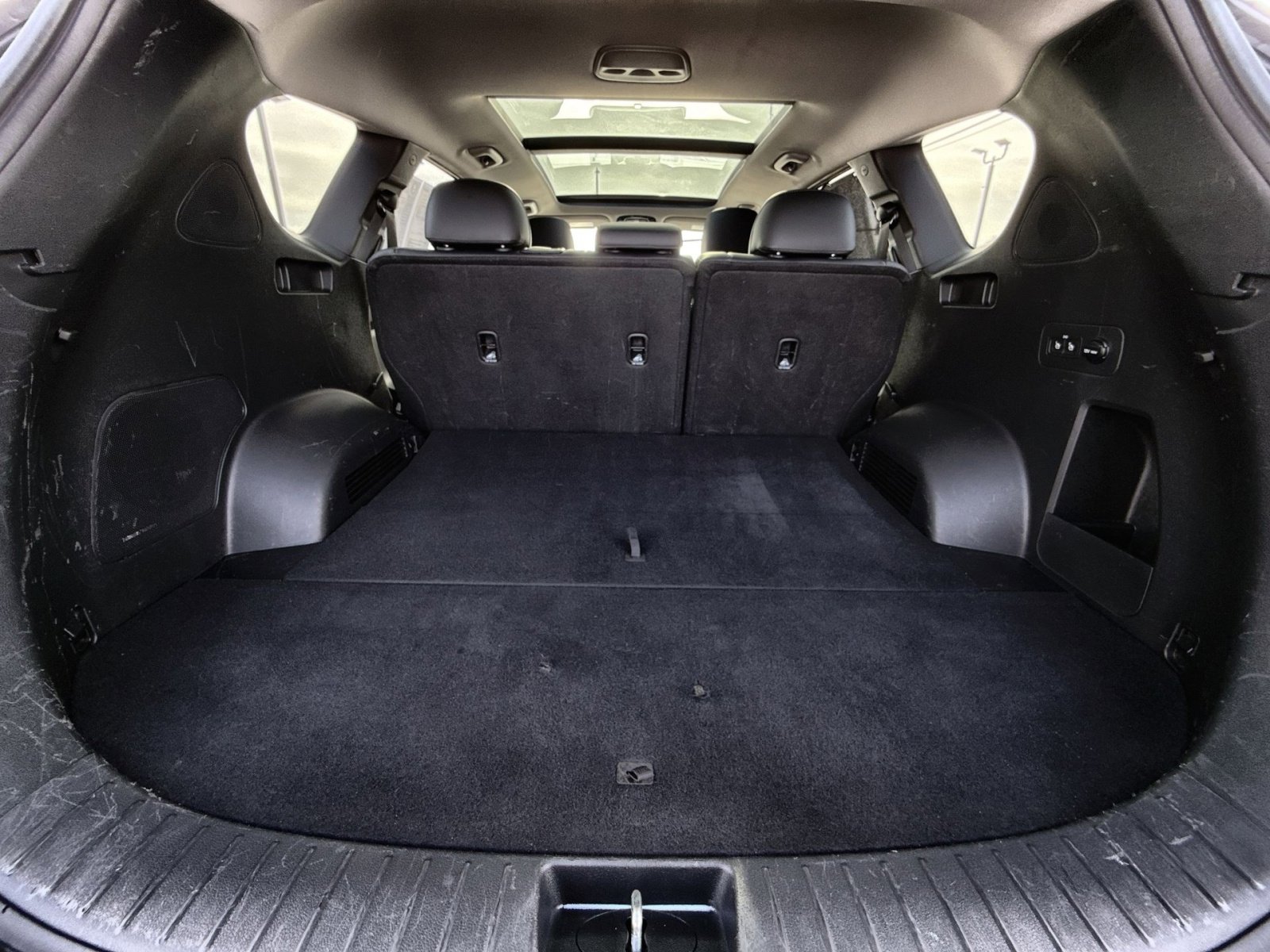 Certified 2023 Hyundai Santa Fe SEL Premium image 26