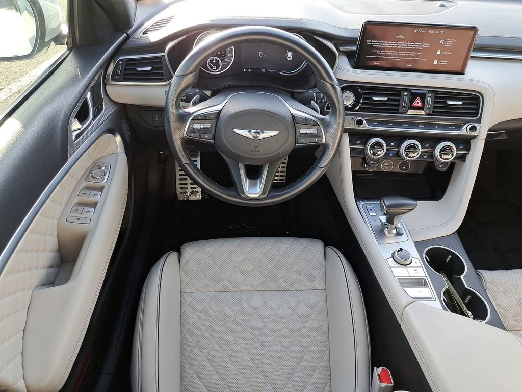 Used 2022 Genesis G70 3.3T image 16