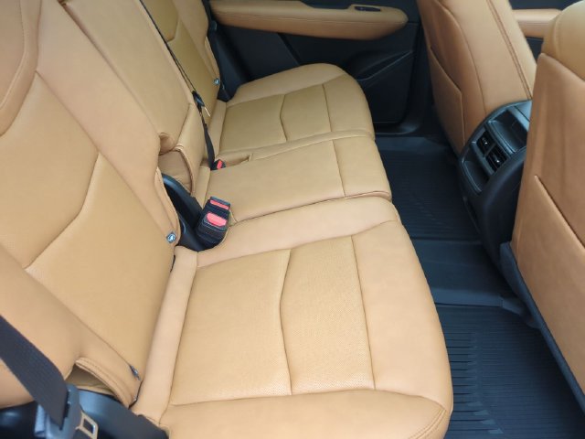 New 2026 Cadillac XT5 Premium Luxury w/ LPO, Floor Liner Package AWD/4WD image 26