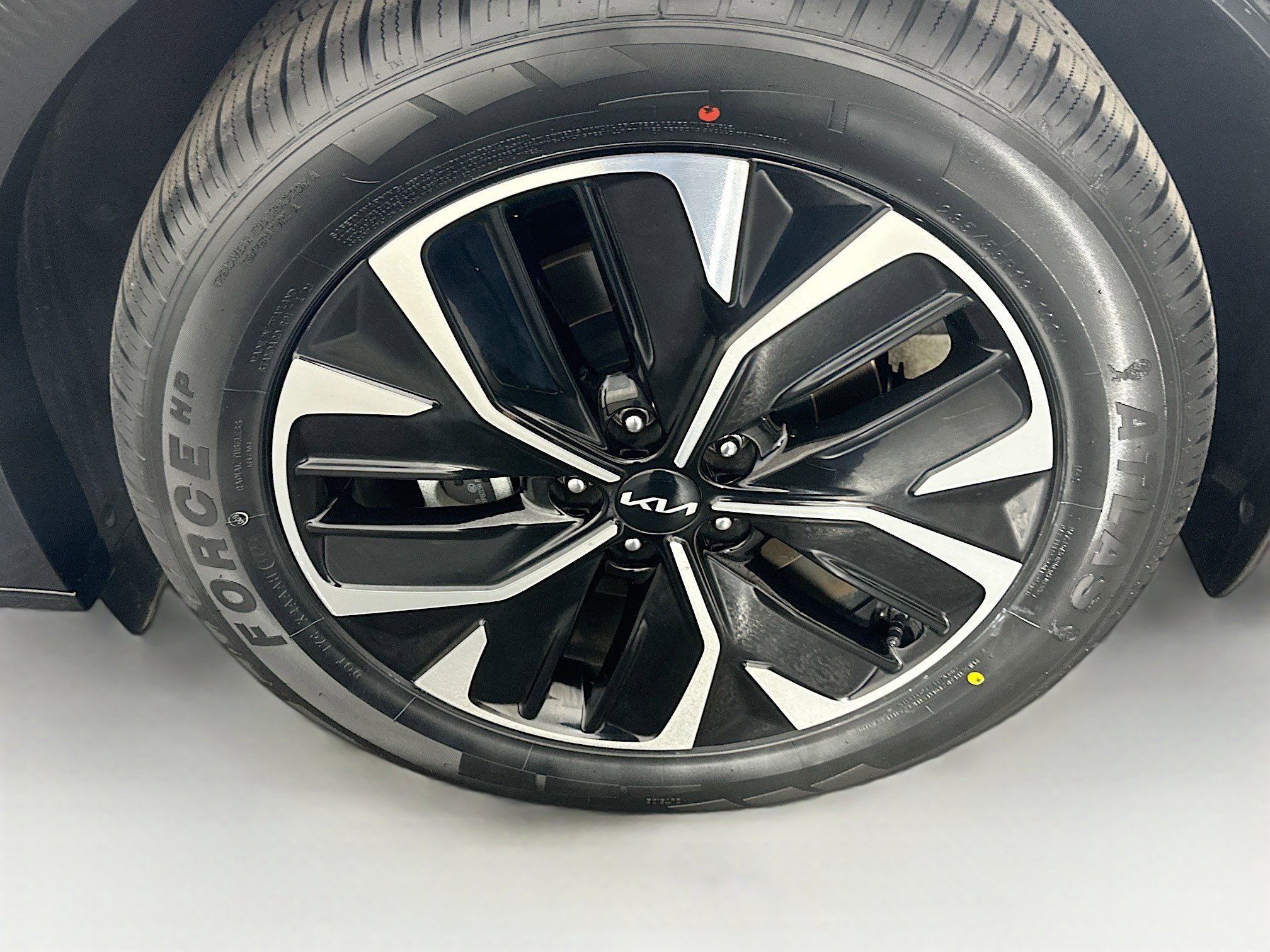 Used 2023 Kia EV6 Wind RWD image 11