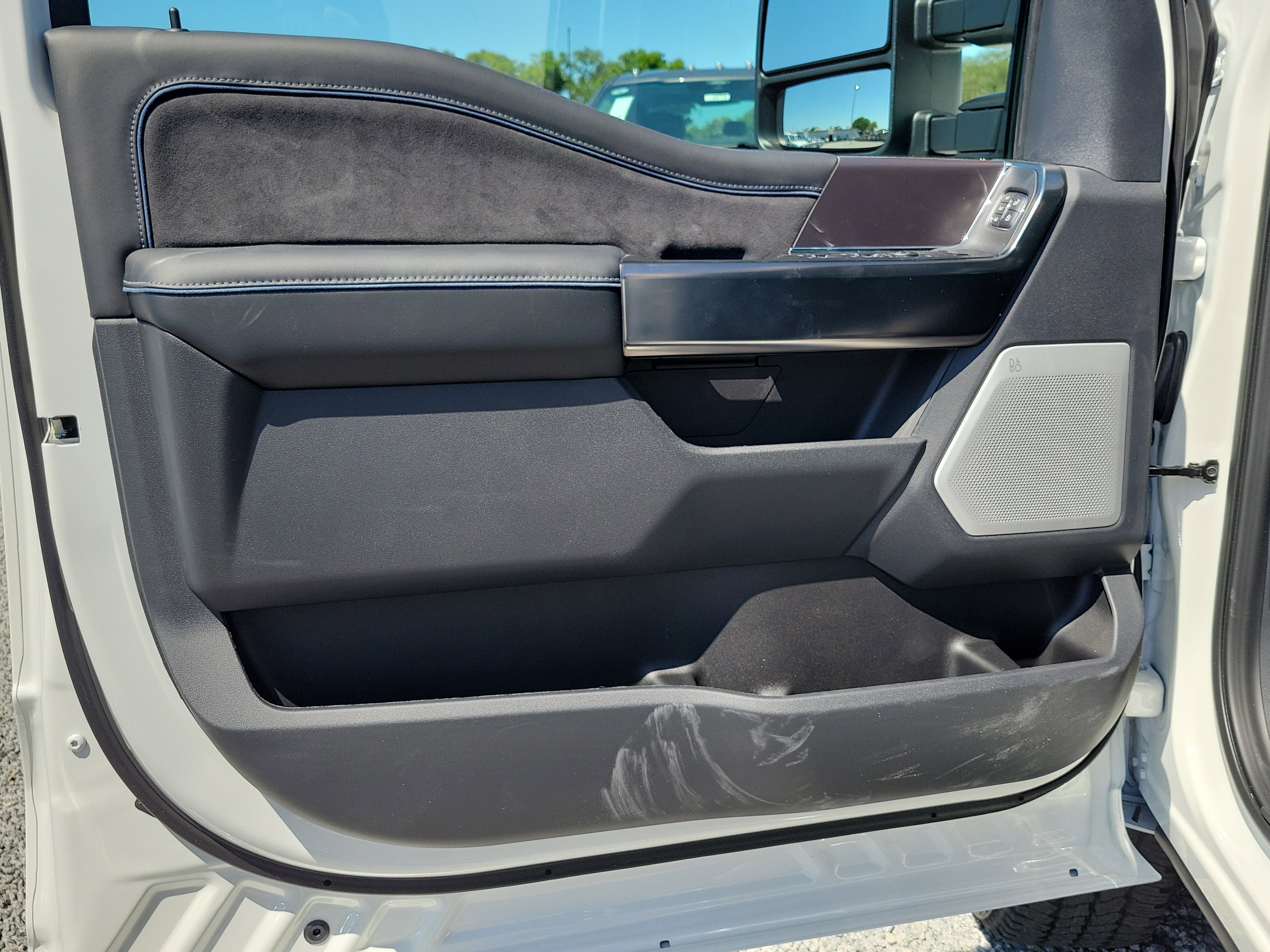 New 2026 Ford F250 Platinum AWD/4WD image 16