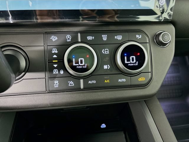 New 2026 Land Rover Defender 110 S AWD/4WD image 17