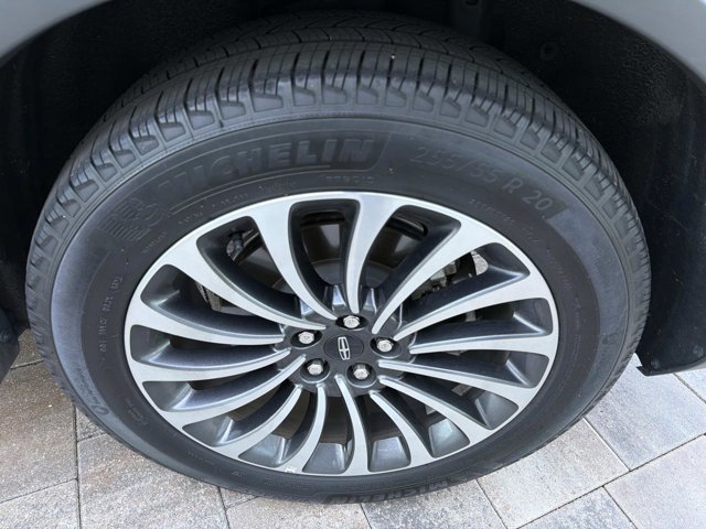 Certified 2022 Lincoln Aviator Reserve w/ Elements Package Plus RWD image 34