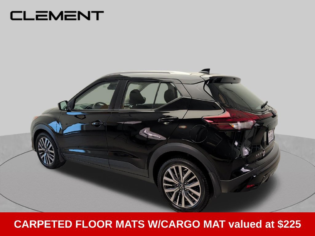 Used 2022 Nissan Kicks SV FWD image 3