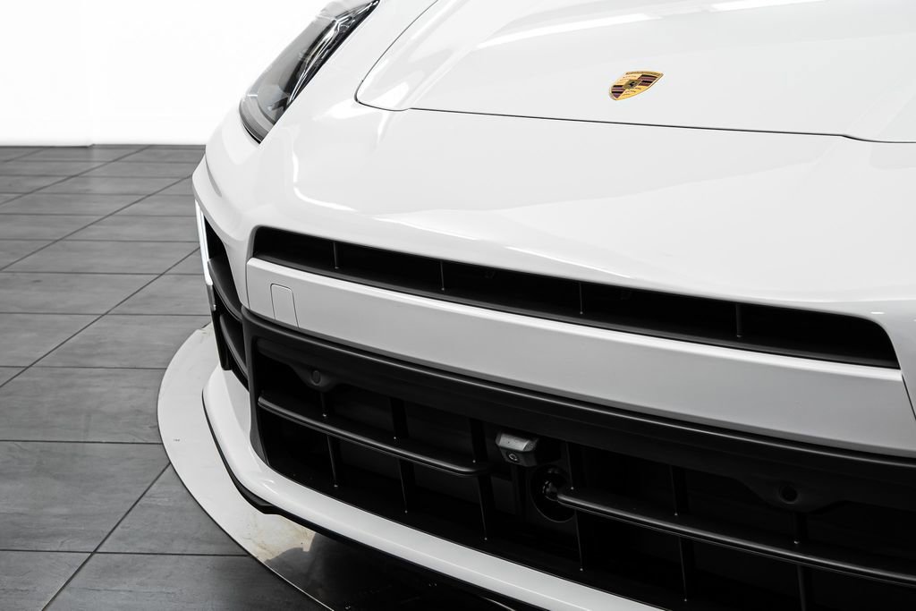 Used 2024 Porsche Panamera 4 image 11