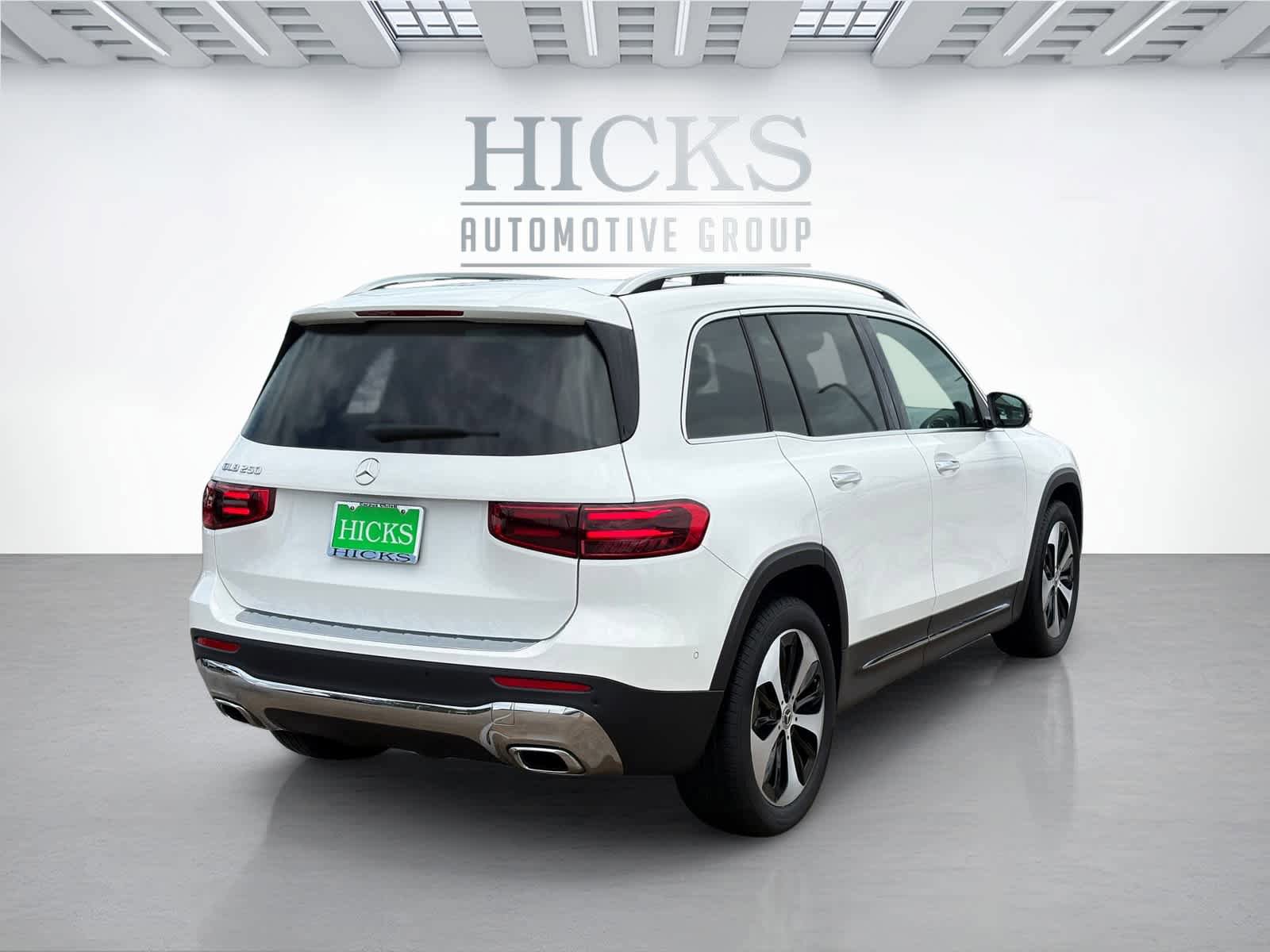 Used 2026 Mercedes-Benz GLB 250 image 5