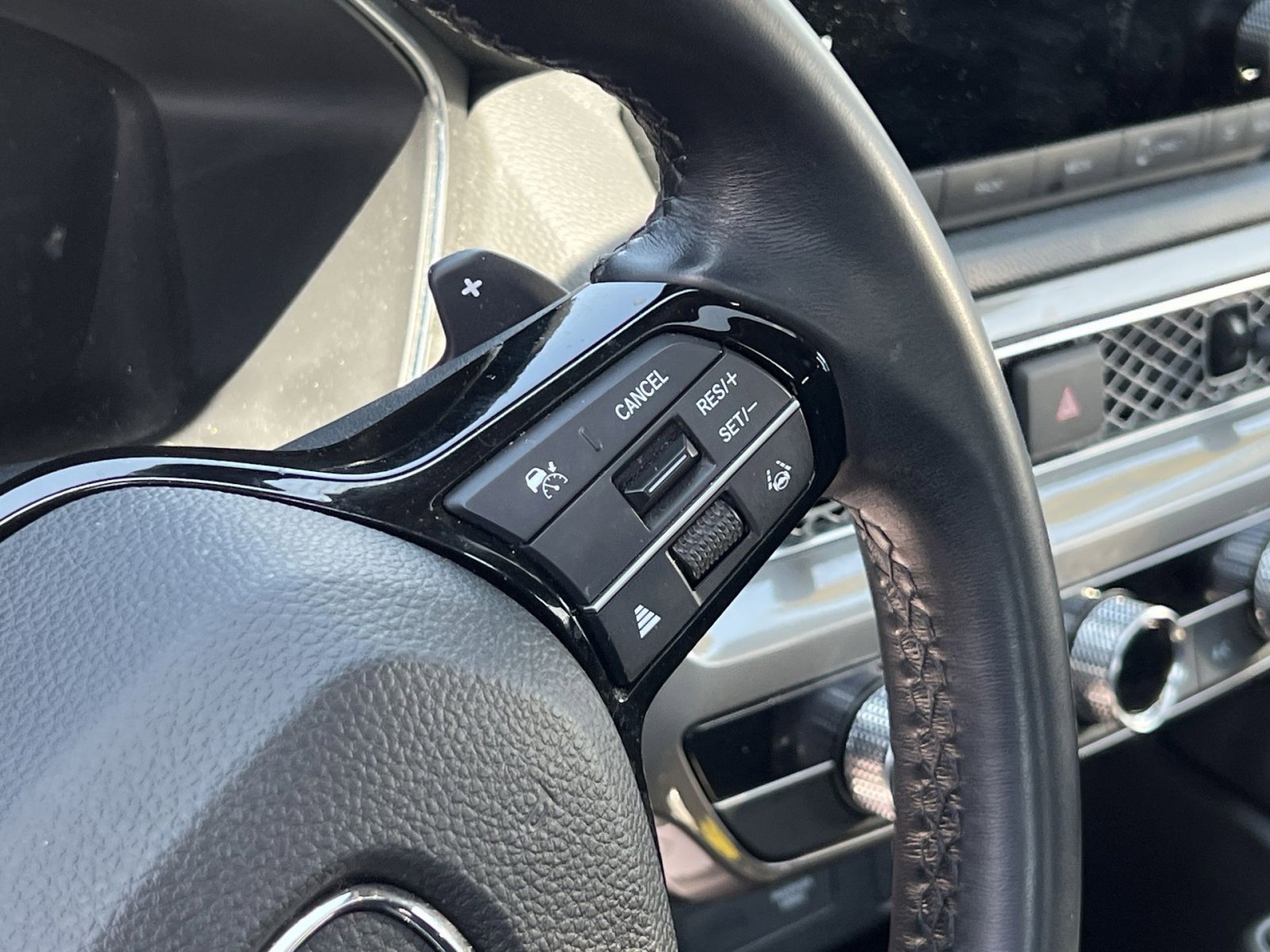 Certified 2024 Acura Integra FWD image 33