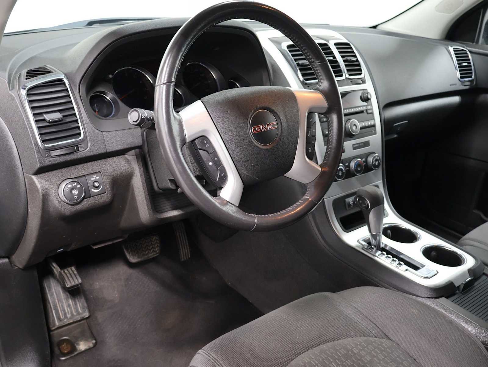 Used 2012 GMC Acadia SL w/ Preferred Package FWD image 4
