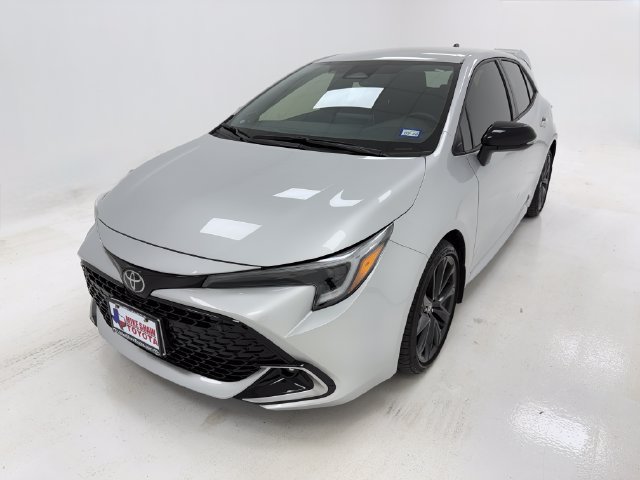 Used 2026 Toyota Corolla XSE FWD image 4