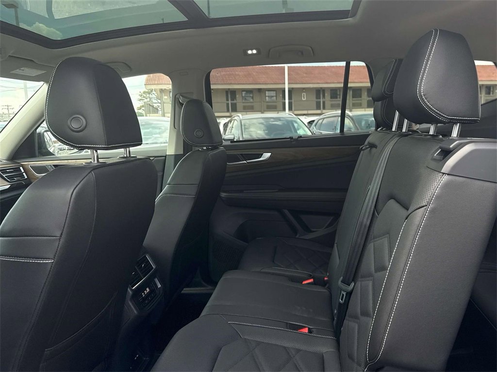 New 2026 Volkswagen Atlas SE image 25