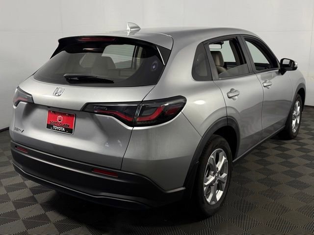 Used 2023 Honda HR-V LX image 8