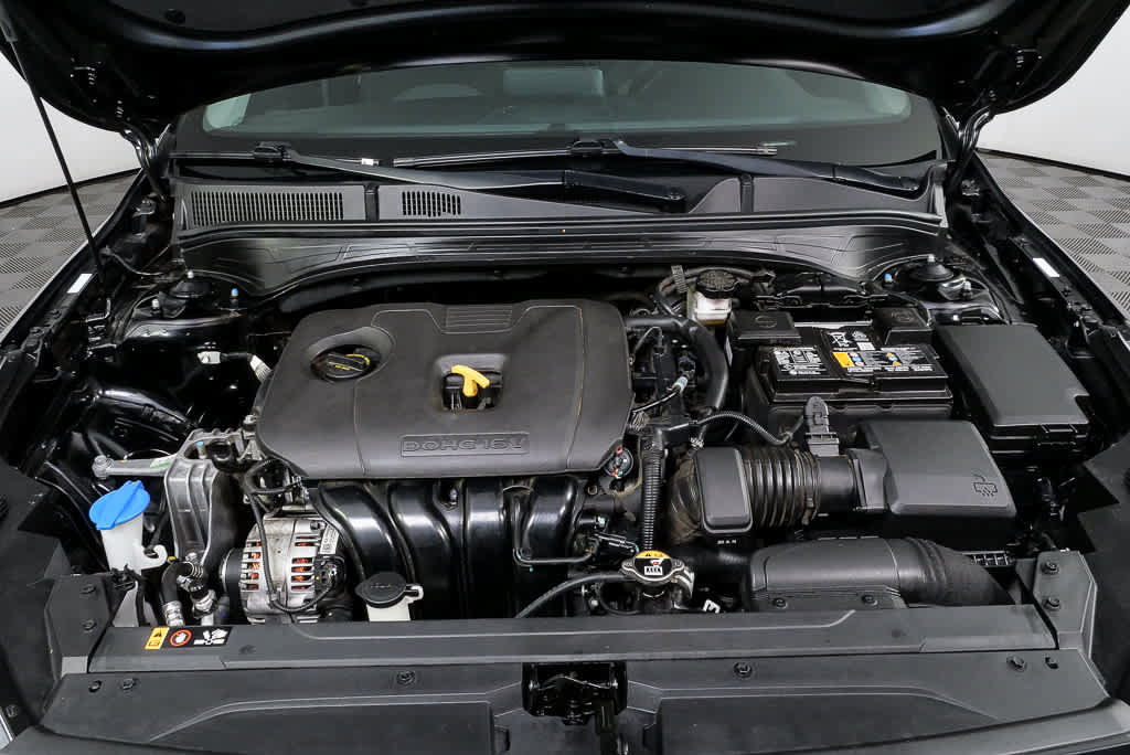 Used 2024 Kia Forte LXS w/ LXS Technology Package FWD image 30