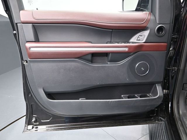 Used 2024 Ford Expedition Max Limited image 17