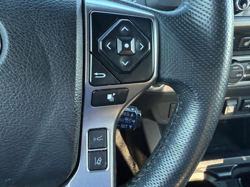 Certified 2022 Toyota Tacoma Limited image 21