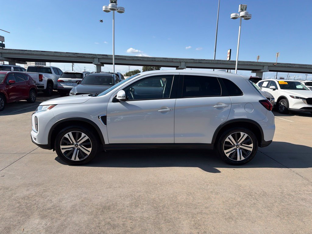 Used 2025 Mitsubishi Outlander Sport SE AWD/4WD image 6