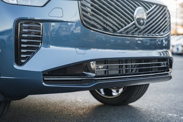 New 2026 Volvo XC90 B6 Ultra w/ Protection Package Premier image 12