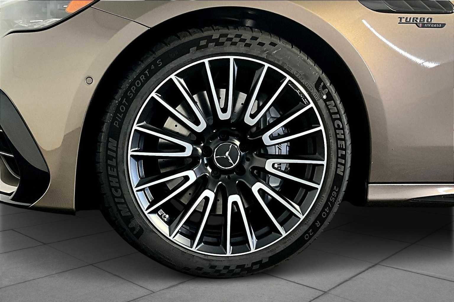 New 2026 Mercedes-Benz E 53 AMG e 4MATIC Sedan image 17