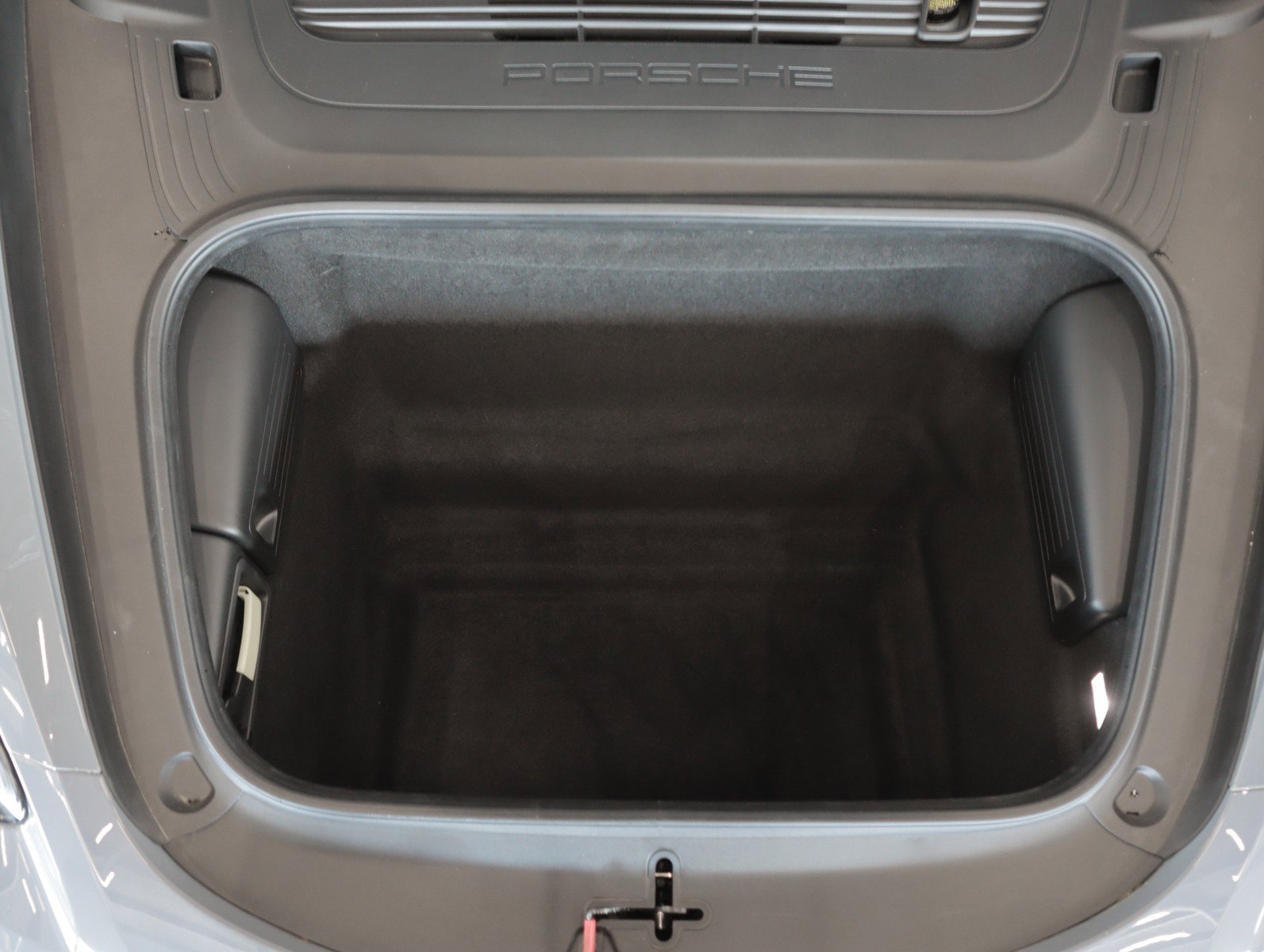 Certified 2025 Porsche 718 Cayman GTS RWD image 34