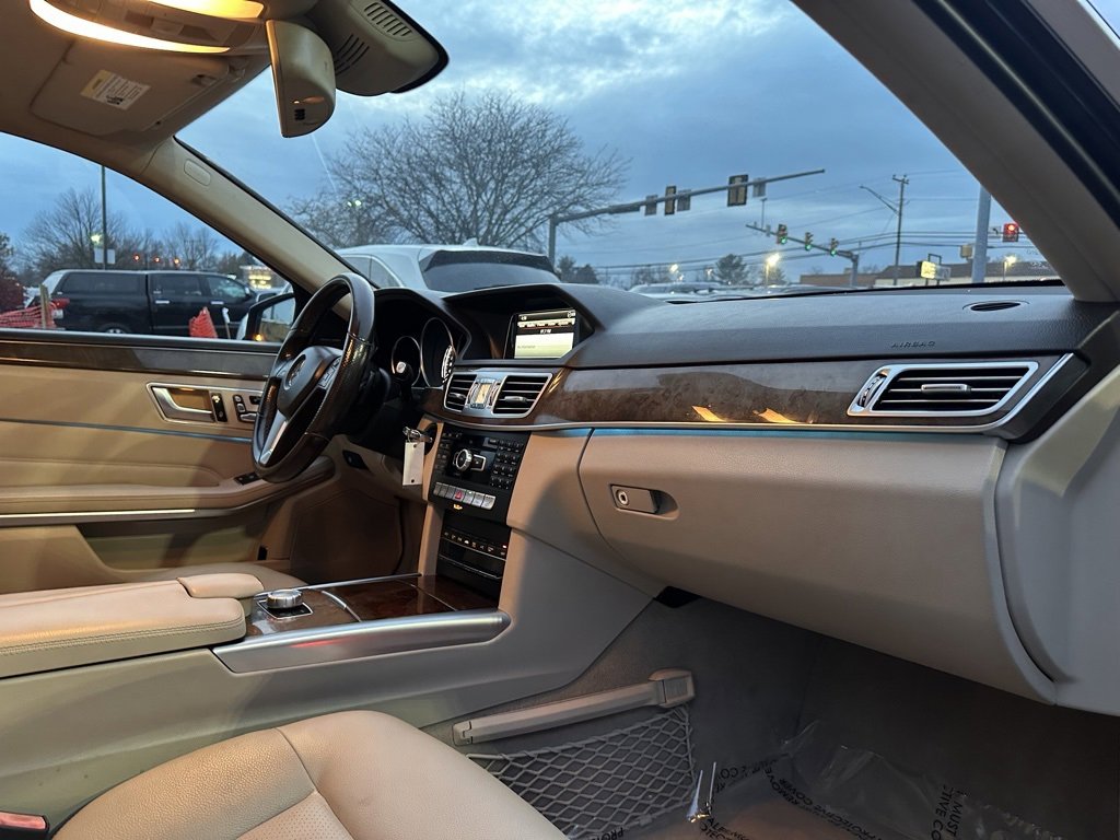 Used 2015 Mercedes-Benz E 350 Sedan image 19