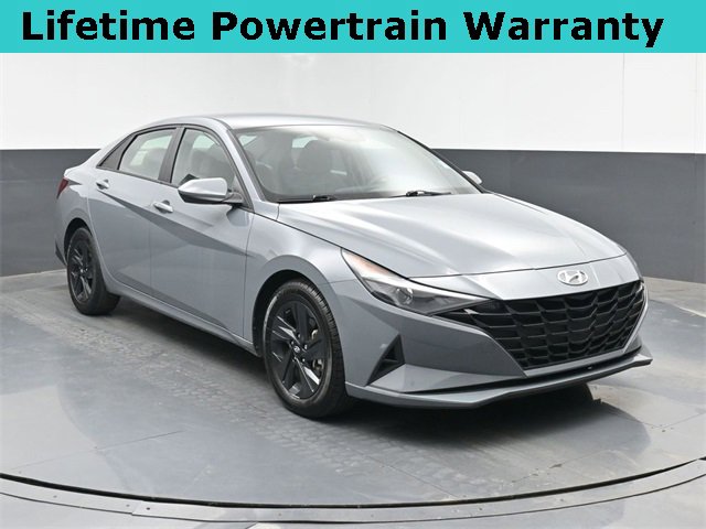 Used 2022 Hyundai Elantra SEL image 6