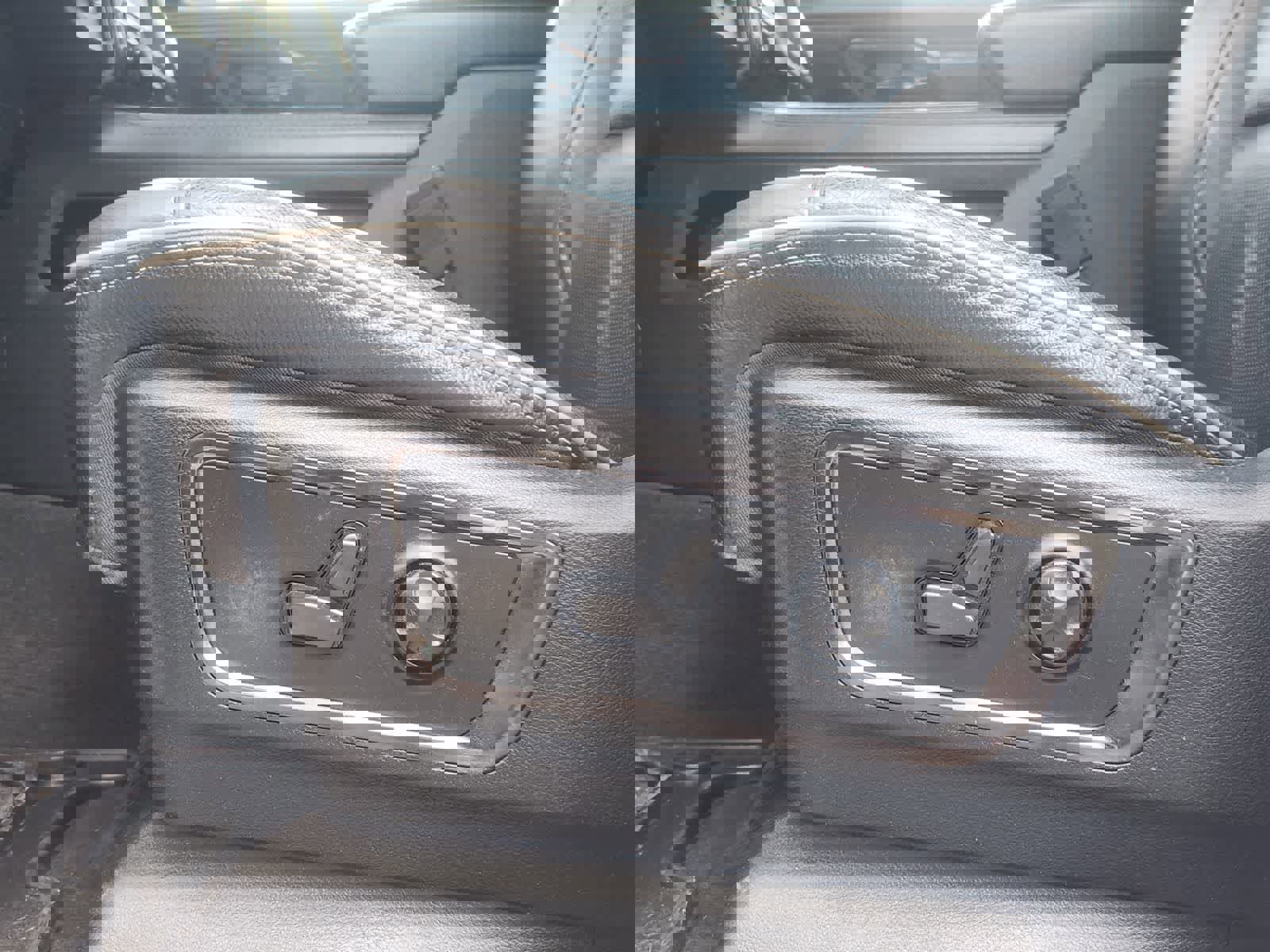 Used 2022 RAM 1500 Limited image 23