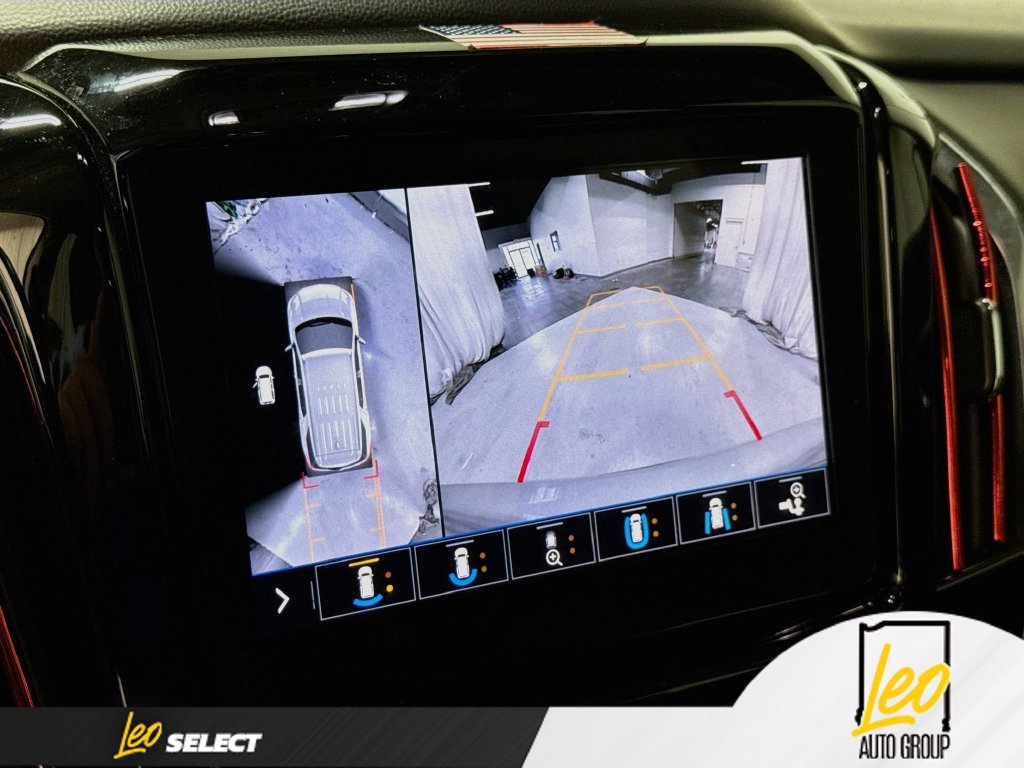 Used 2020 Chevrolet Traverse Premier w/ Redline Edition AWD/4WD image 17