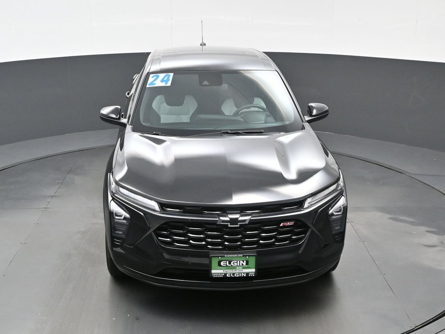 Used 2024 Chevrolet Trax RS w/ Driver Confidence Package FWD image 42