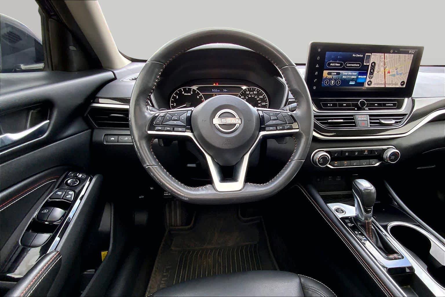 Used 2023 Nissan Altima 2.5 SR w/ SR Premium Package FWD image 6