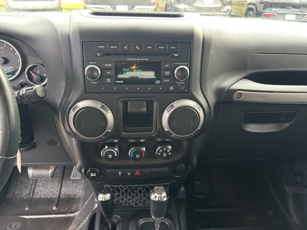 Used 2017 Jeep Wrangler Unlimited Sport w/ Connectivity Group image 17