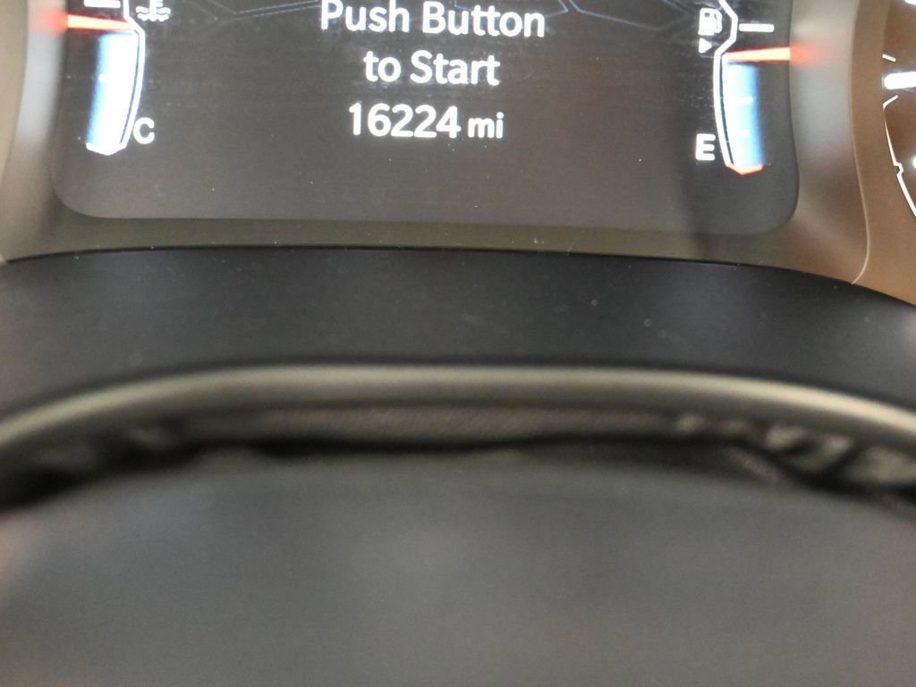 Used 2024 Jeep Compass Latitude image 28