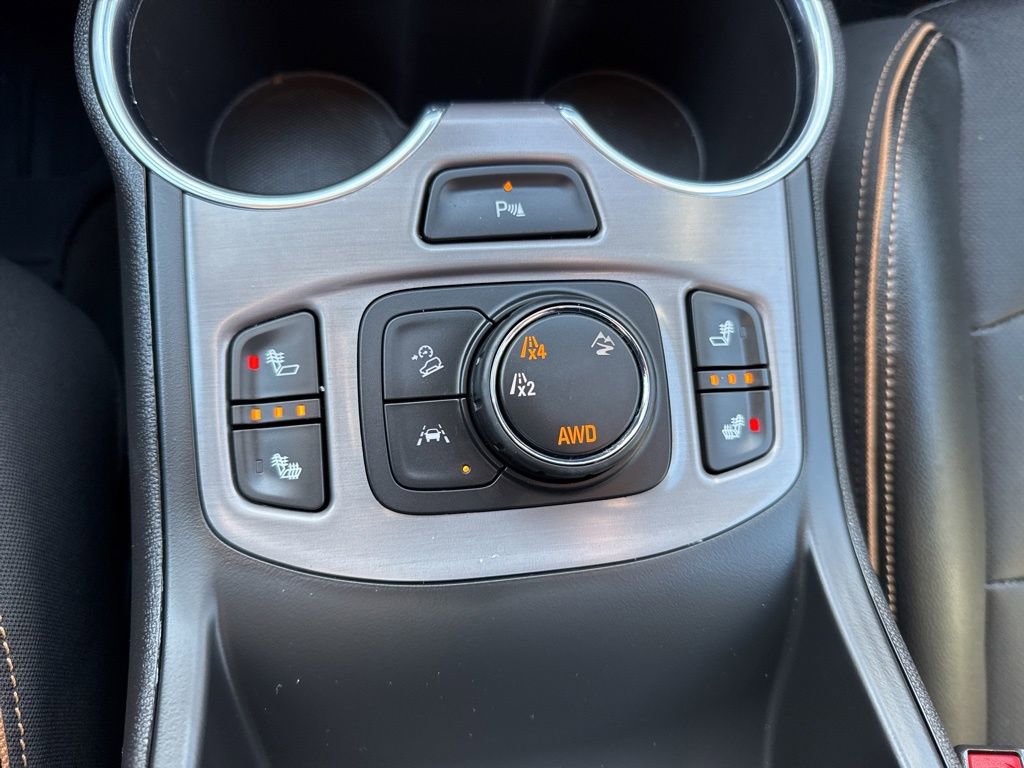 Used 2023 GMC Terrain AT4 w/ Infotainment Package II image 38