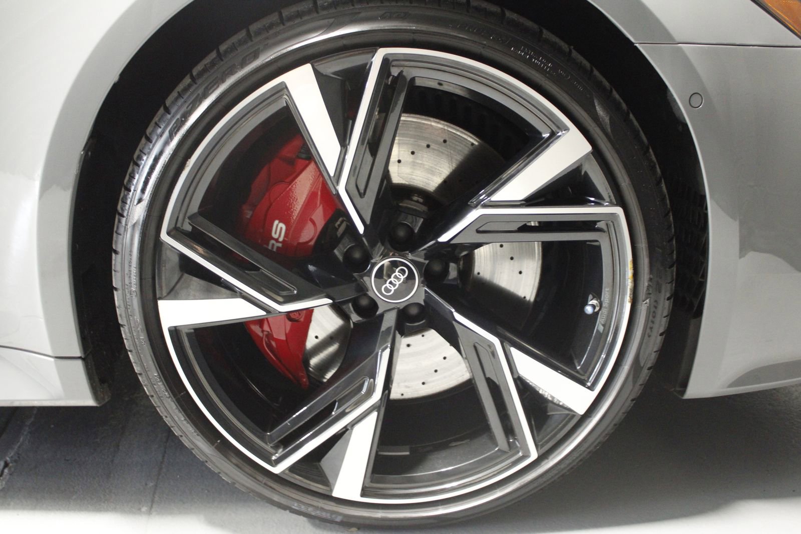 Used 2021 Audi RS 6 image 20