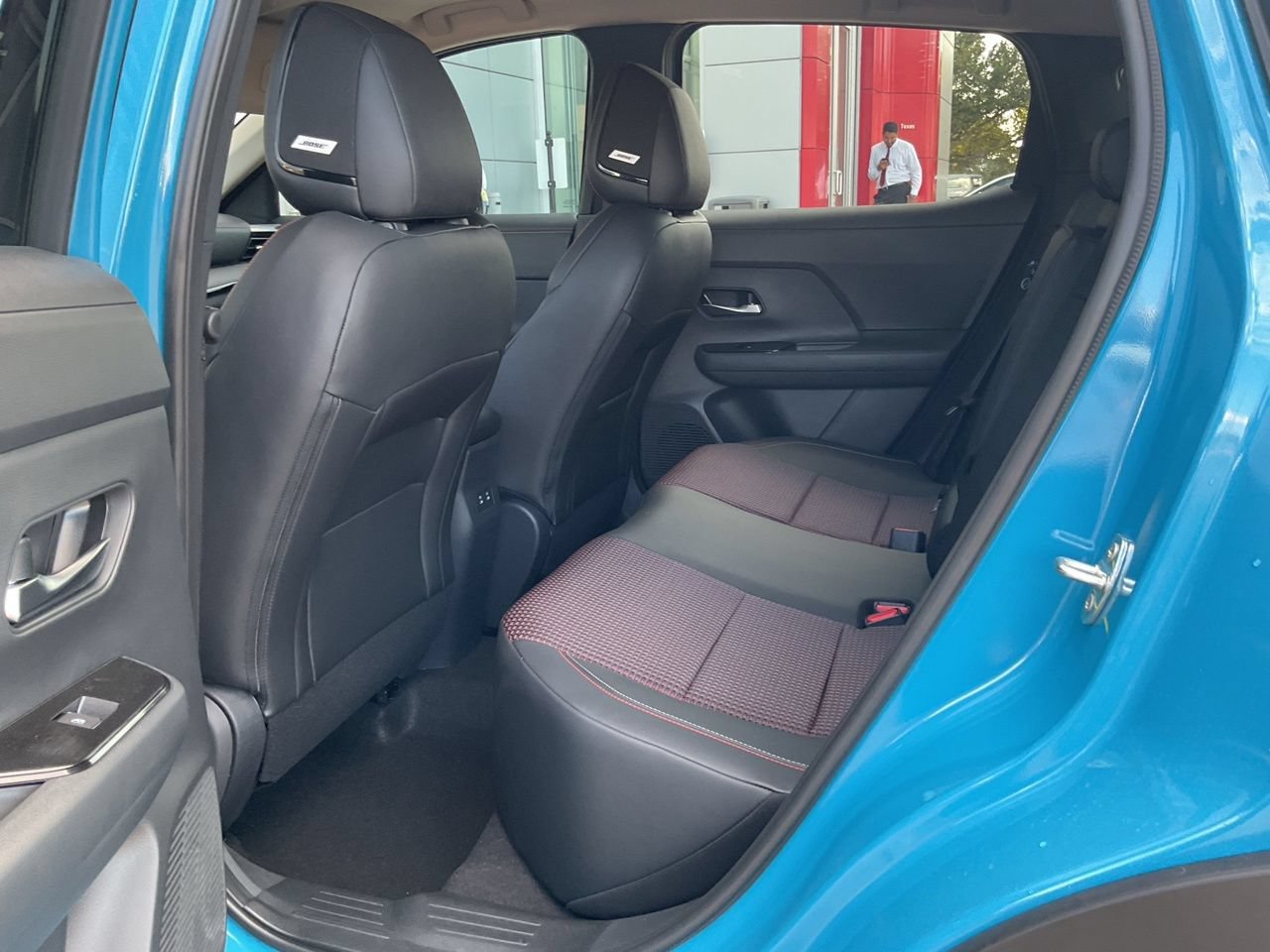 New 2027 Nissan Kicks SR FWD image 11