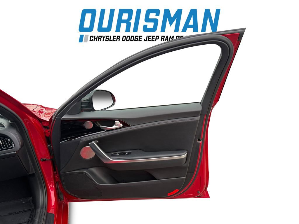 Used 2022 Kia Stinger GT-Line w/ Sun & Sound Package image 16