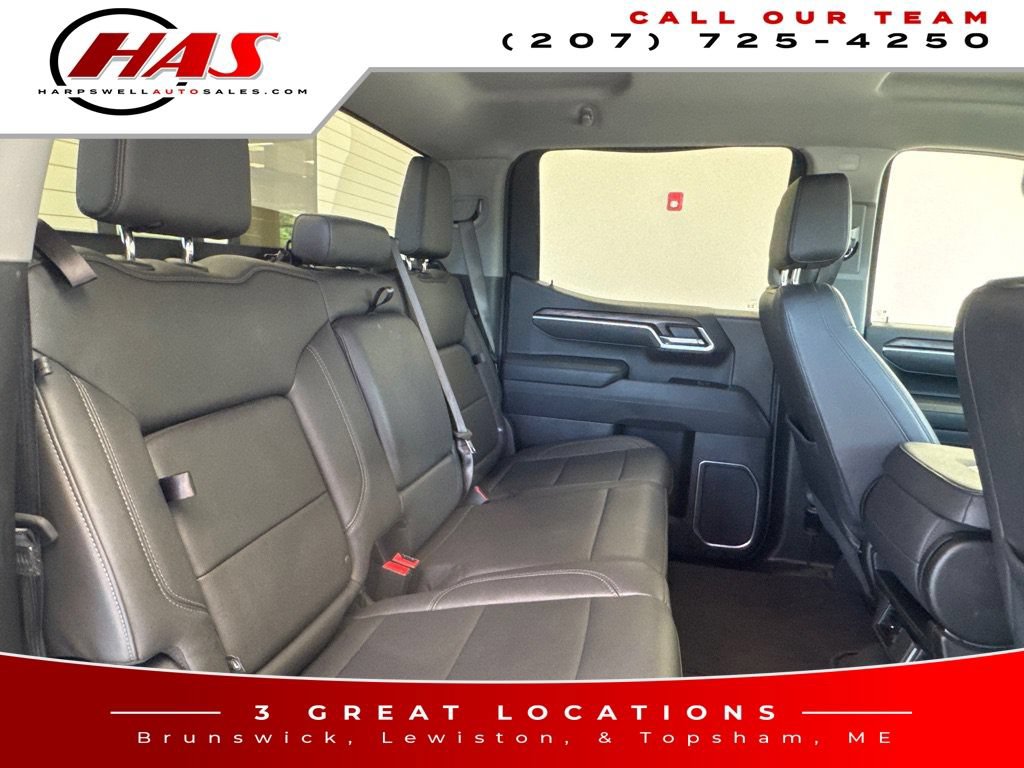 Used 2025 GMC Sierra 1500 SLT AWD/4WD image 11