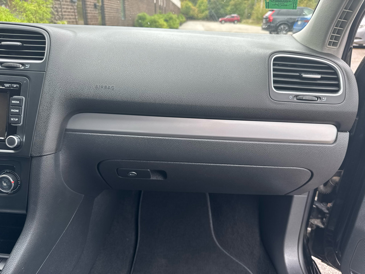 Used 2012 Volkswagen Golf 2-Door image 16