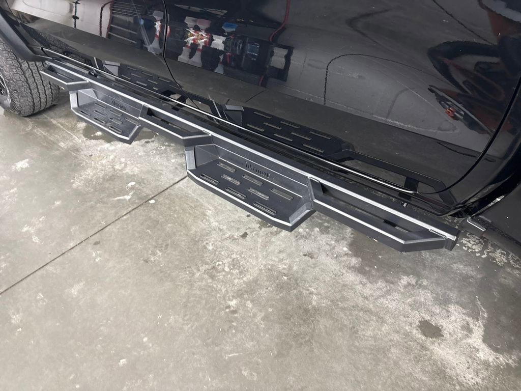 Used 2024 Chevrolet Colorado Trail Boss w/ Advanced Trailering Package image 44