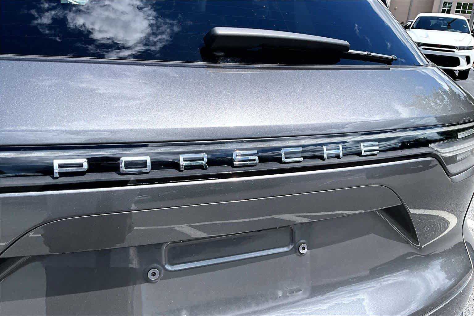 Used 2020 Porsche Cayenne AWD/4WD image 29
