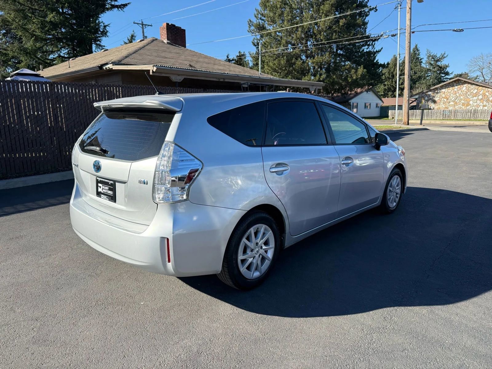 Used 2013 Toyota Prius V Two FWD image 4