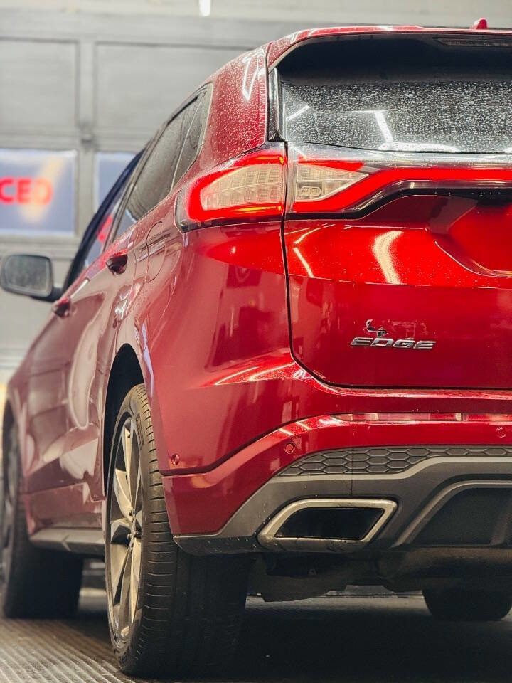 Used 2016 Ford Edge Sport w/ Equipment Group 401A AWD/4WD image 13