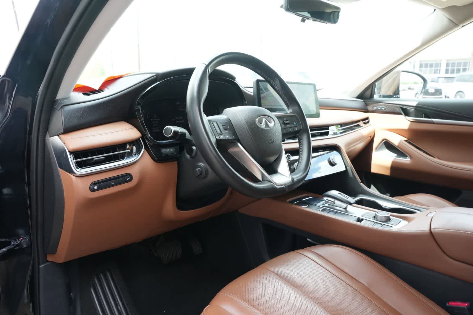 Certified 2023 INFINITI QX60 Sensory w/ Vision Package FWD image 16