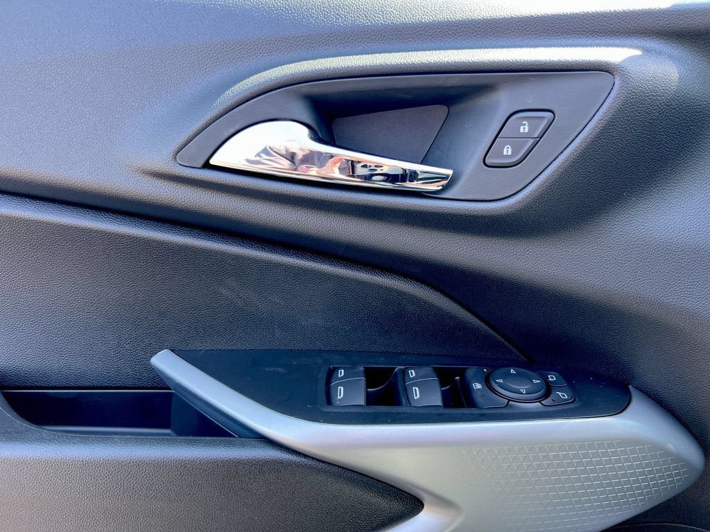 New 2026 Chevrolet Trax LS w/ Driver Confidence Package FWD image 19