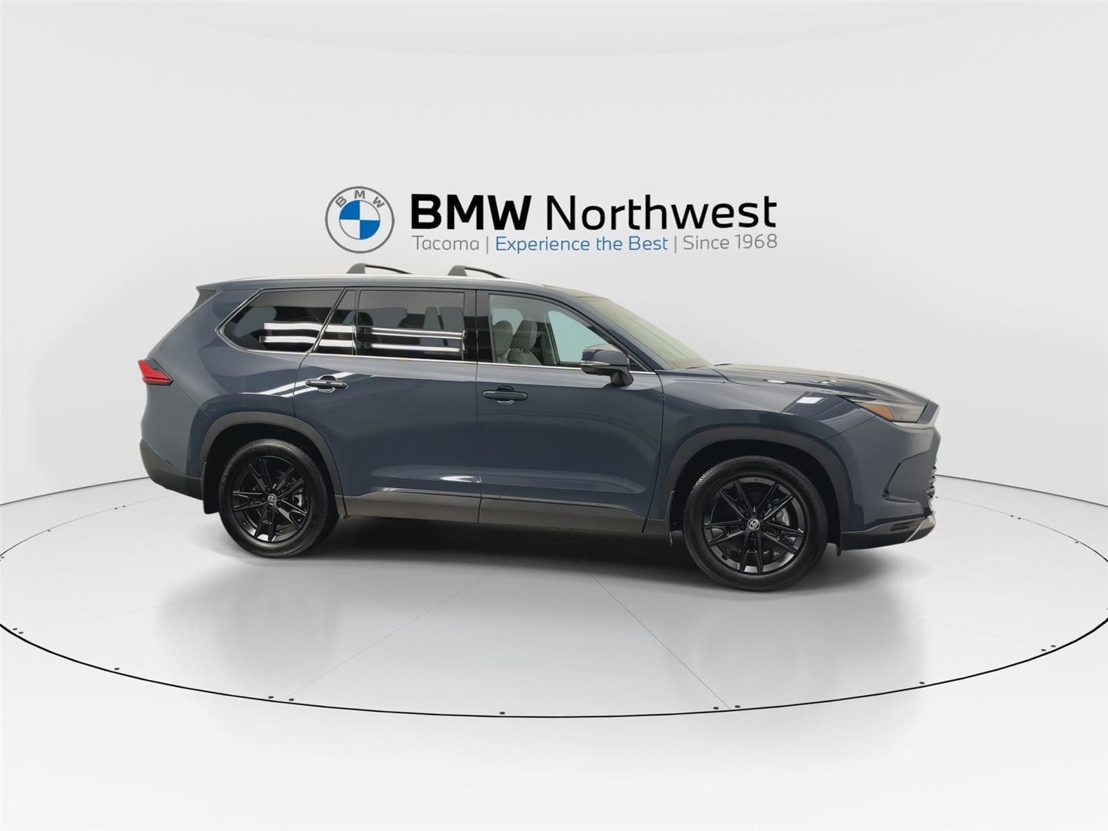 Used 2024 Toyota Grand Highlander Limited image 5